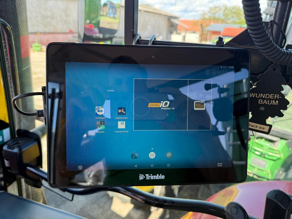 Traktor Massey Ferguson MF 7718 S MR Dyna6 EFFICIENT - 9