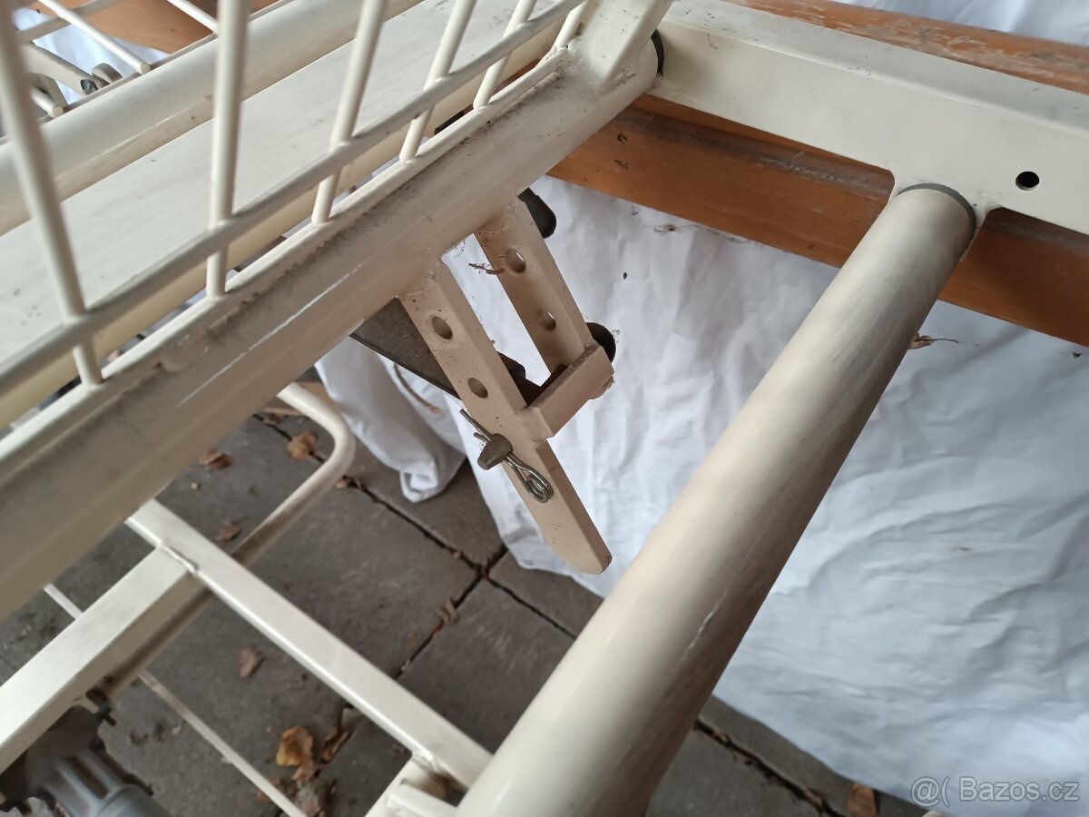 Polohovací lůžko, postel. - 9