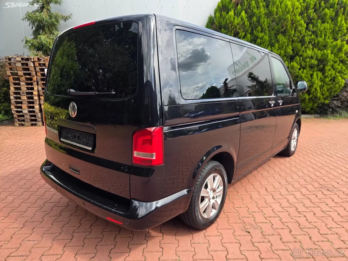 VW Multivan T5 2.0TDI 103kW,DPH,navi,serviska - 9