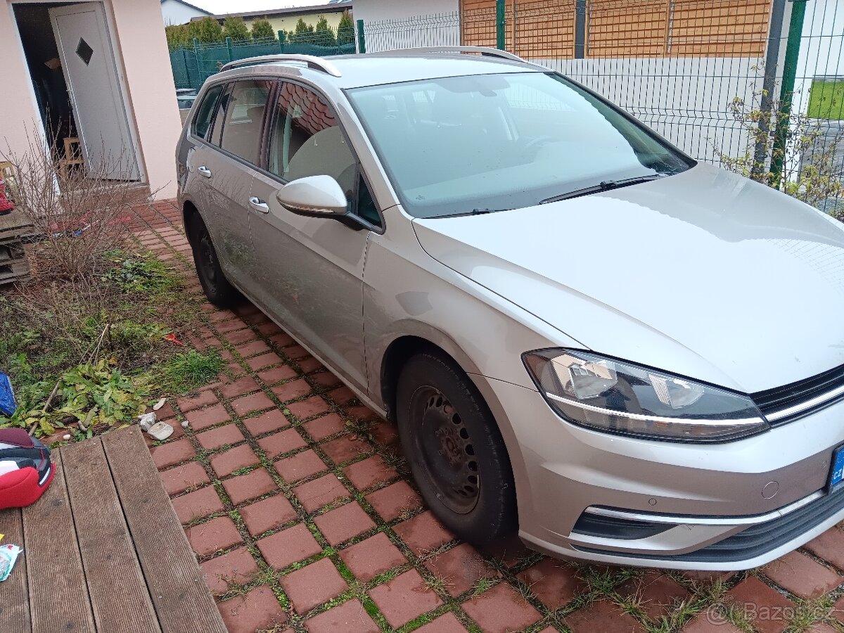 Volkswagen Golf, 1.0 TSI 81 KW, 2018, 94 tis. - 9