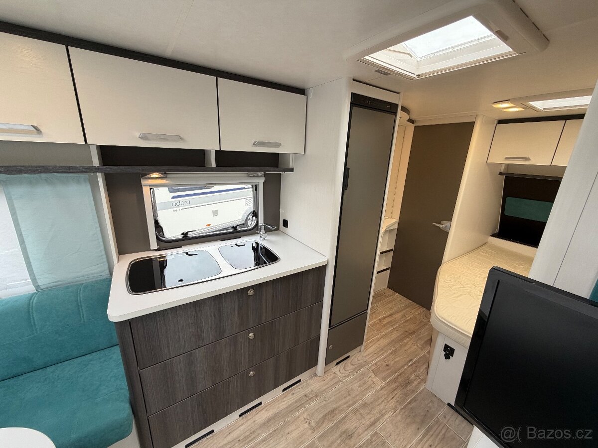 Dethleffs C’go 495 ~ francouzská postel - 9