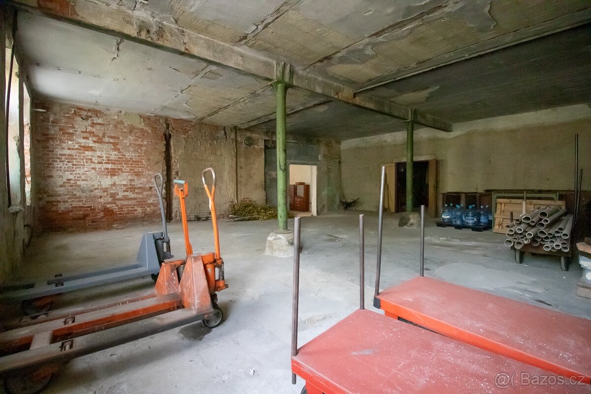 Pronájem kancelář, Fulnek, 1. máje - 9