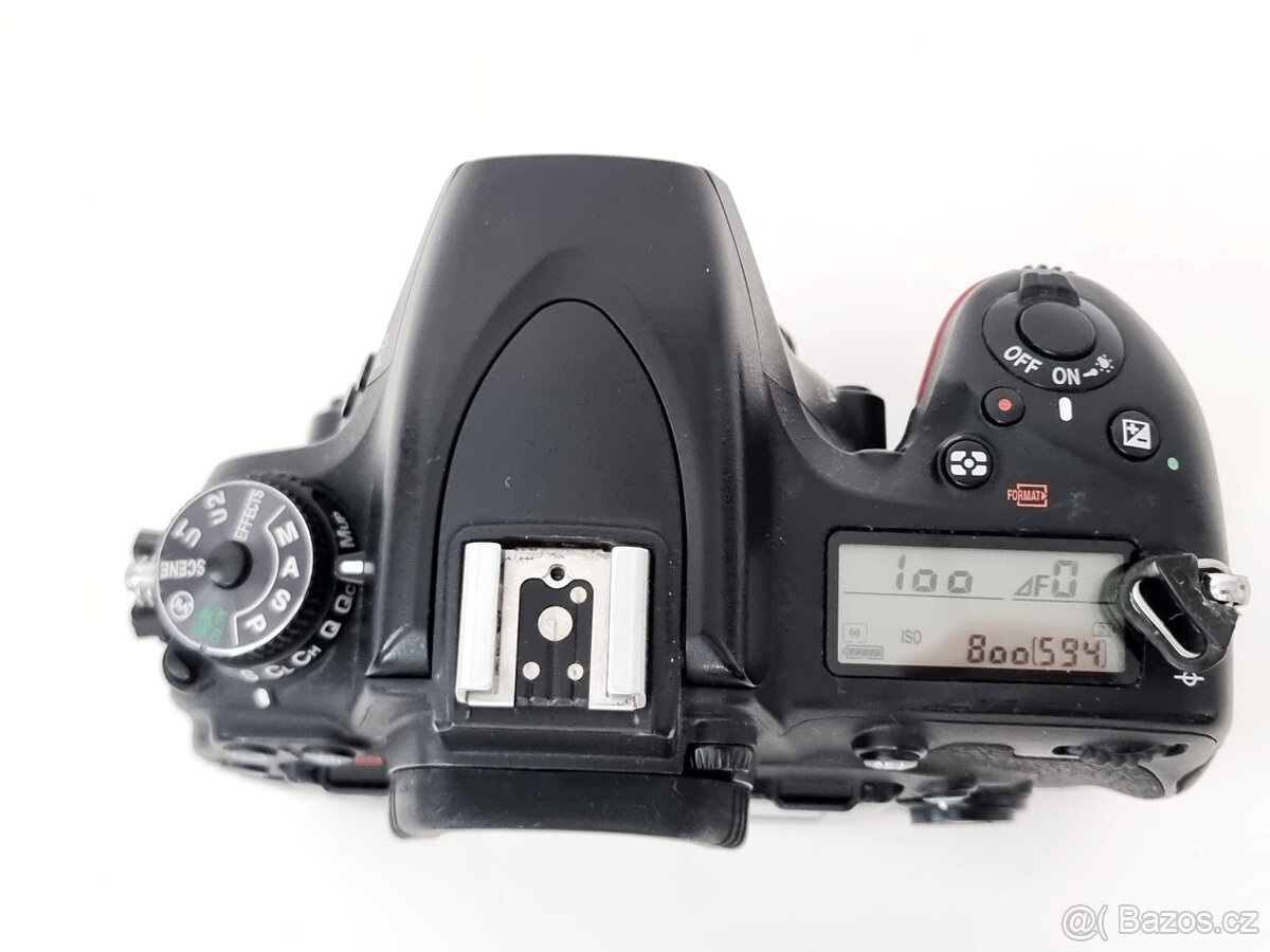 NIKON D750 (nová závěrka) + GRIP + příslušenství - 9