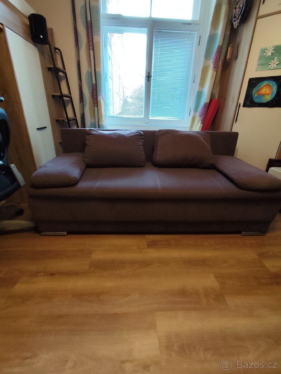 Pohovka rozkládací s úložným prostorem - 9