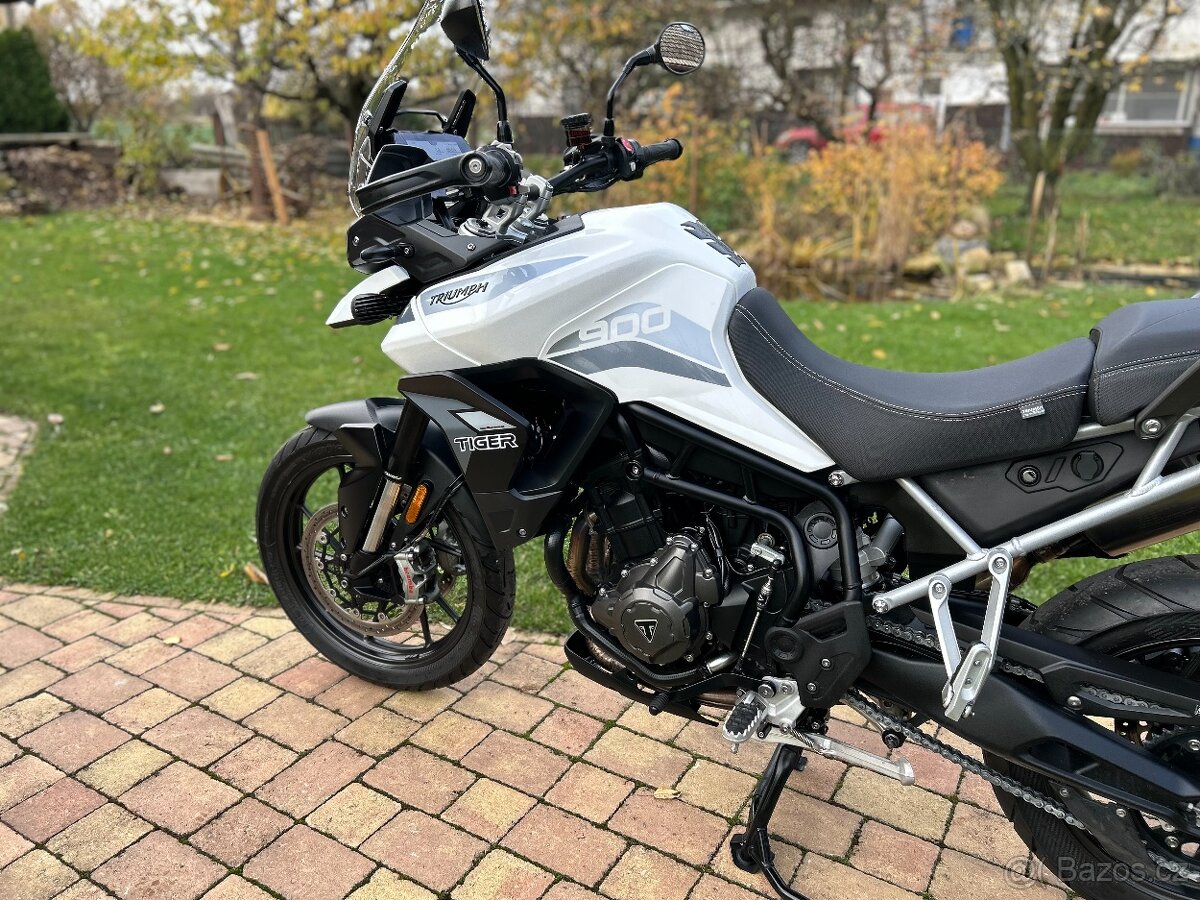 Triumph Tiger 900 GT - 9