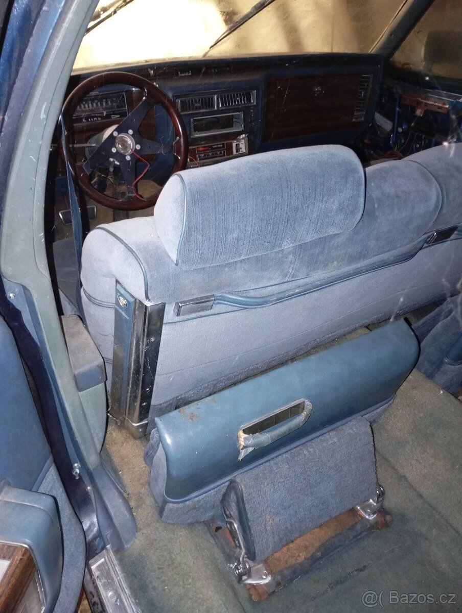 Cadillac 1976 limuzína - 9