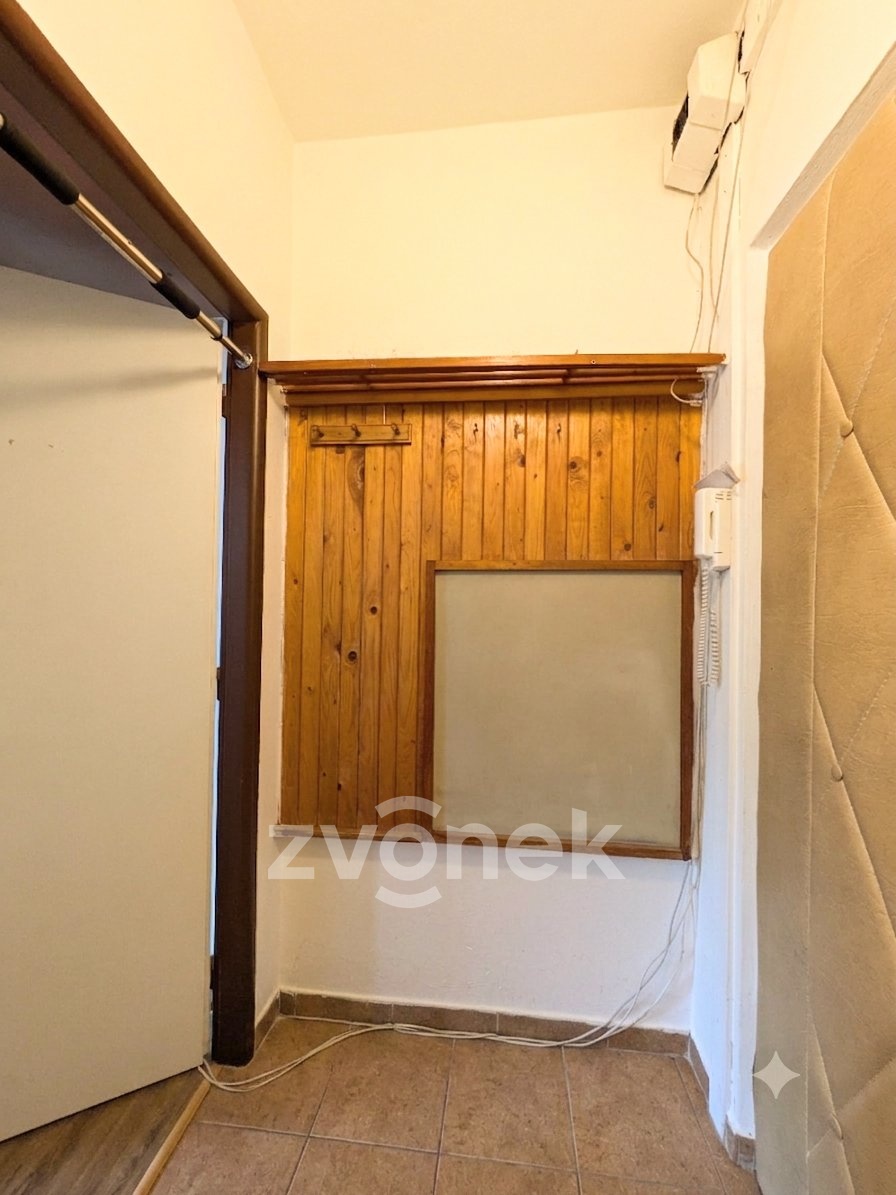 Prodej bytu 1+kk 22 m², Vsetín, ev.č. VS02827 - 9