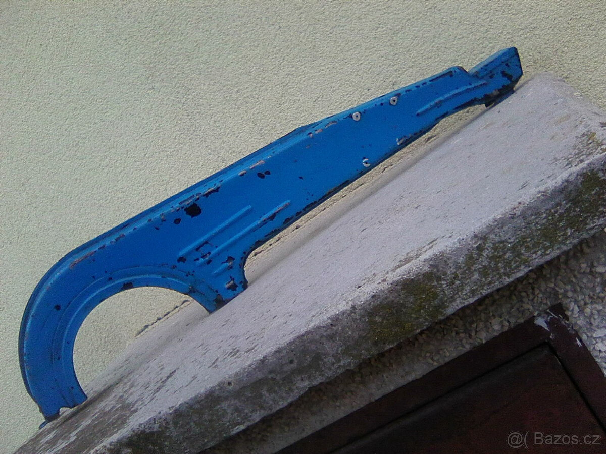 čz 250/350 471/472- motor,duralové kolo,kryt řetězu,nádrž... - 9