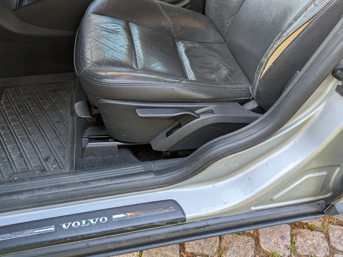 Volvo V50 kombi levně, pojízdné, STK + dál. zn. - 9