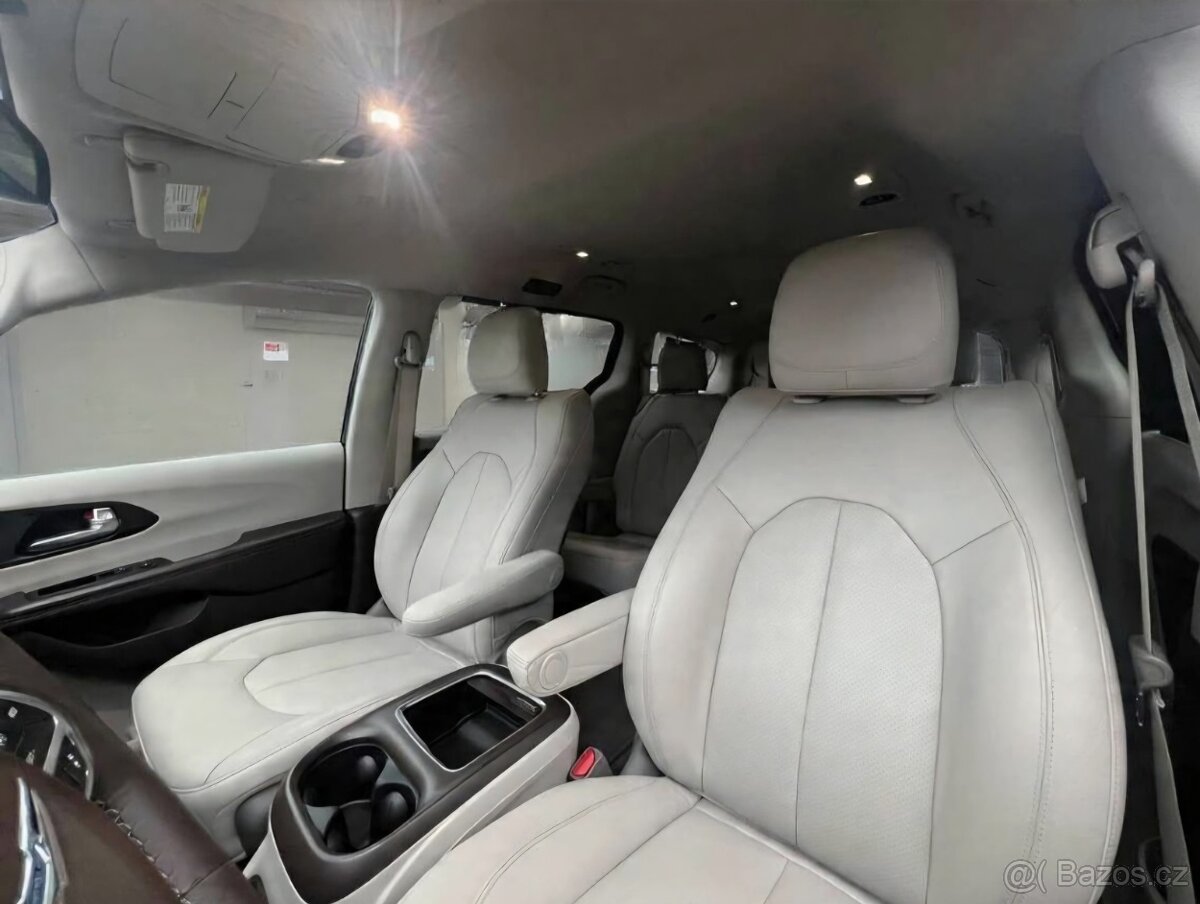 Chrysler Pacifica 3.6L V6 7 miest Radar DPH - 9