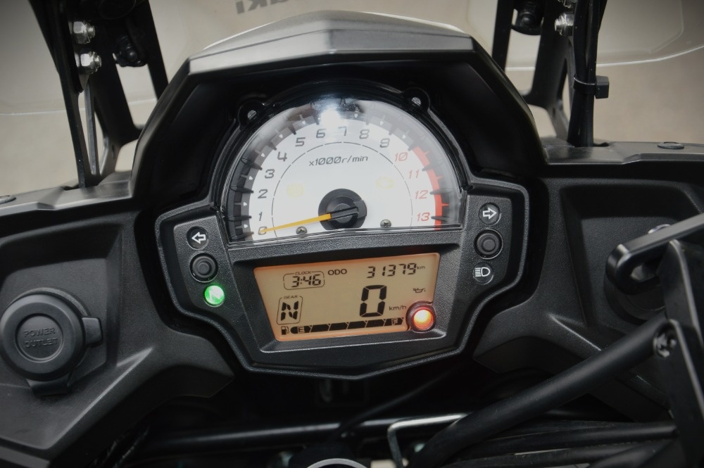 Versys 650 MY 2020 - Khaki/Black s kufry SW Motech Trax ION - 9