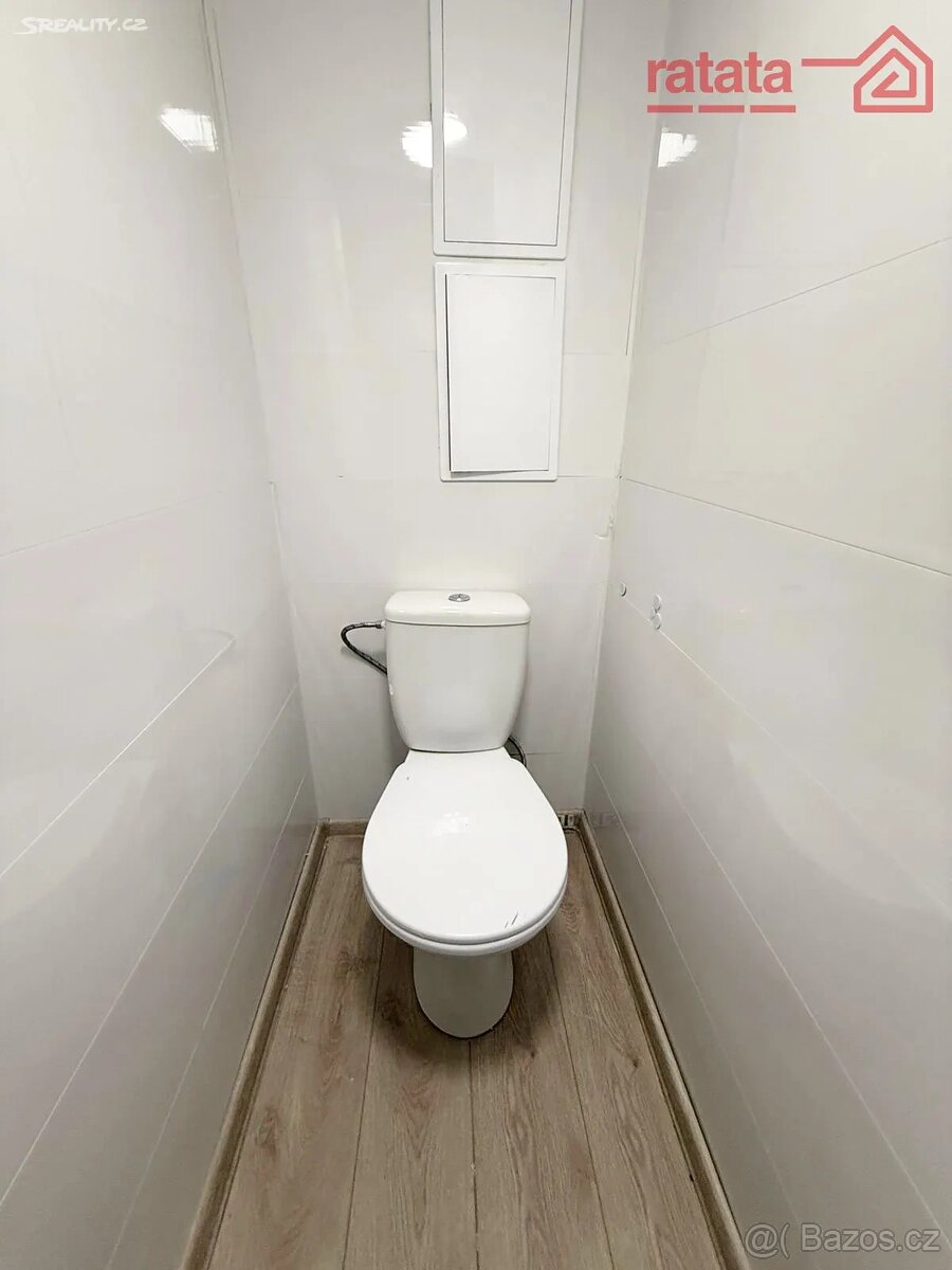 Pronájem bytu 2+1 v Chomutově - 9