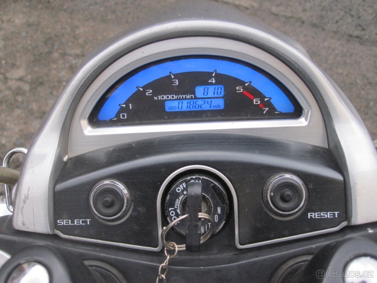 Yamaha XV 1700 Warior - 9