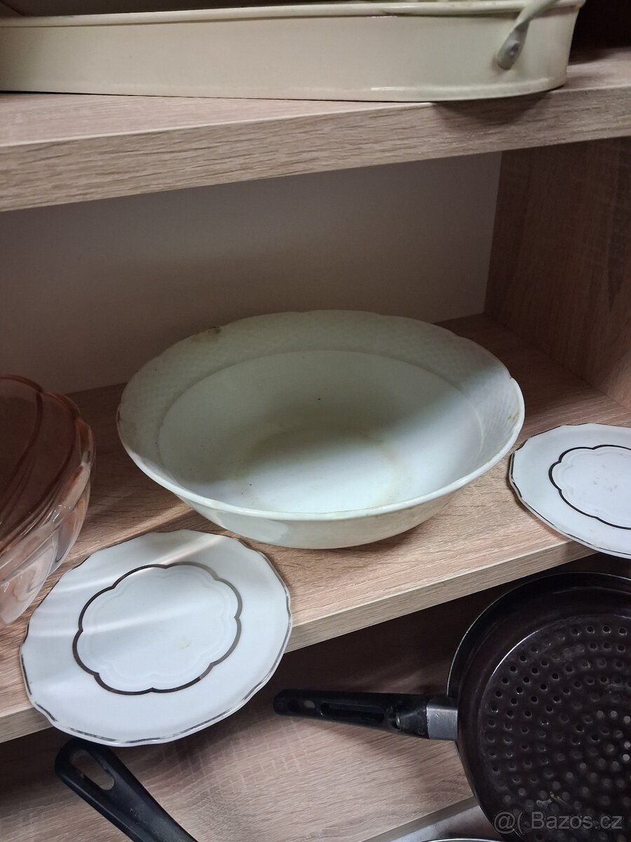 Pánve, mísy - 9