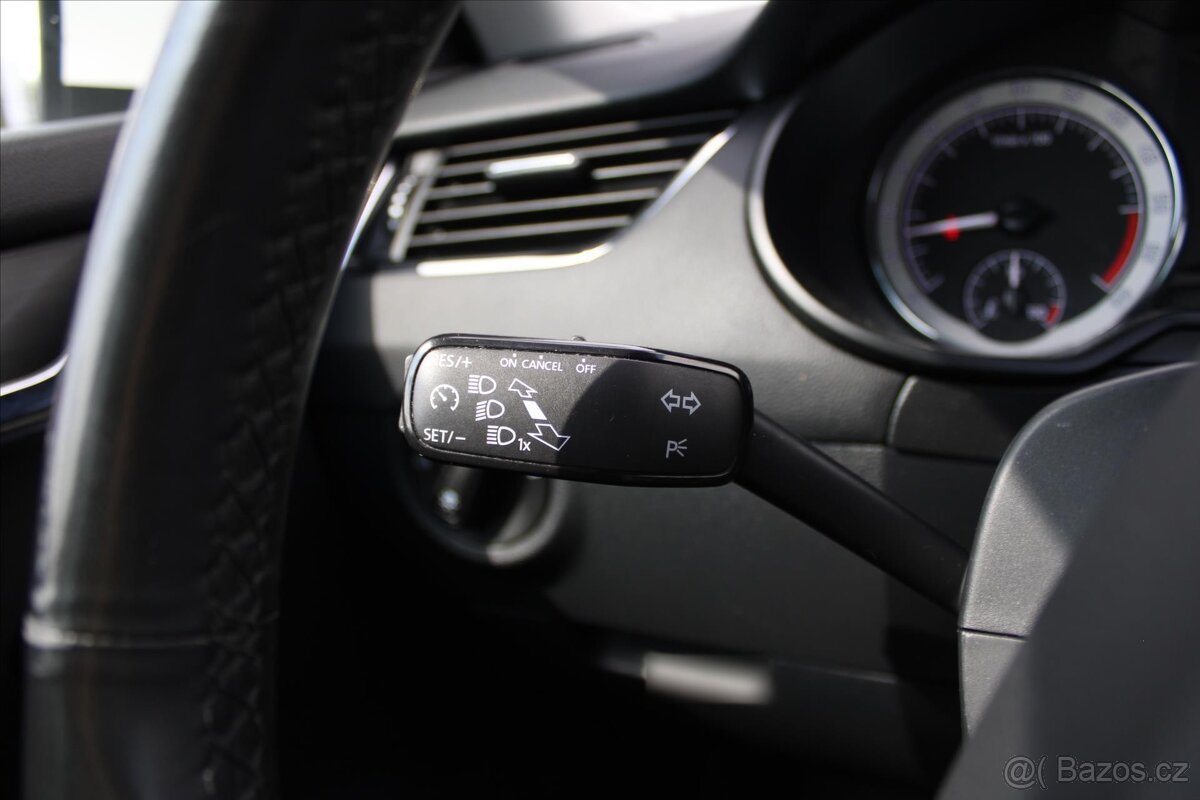 Škoda Octavia 1.6 TDI 85kW 4x4 STYLE ČR (2019) - 9
