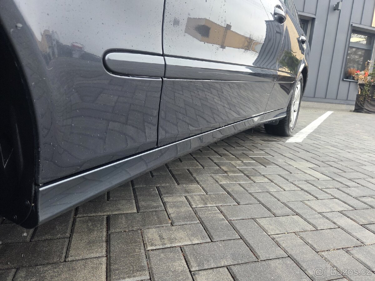 Mercedes Benz třída E280 cdi 4MATIC rok 2008 - 9