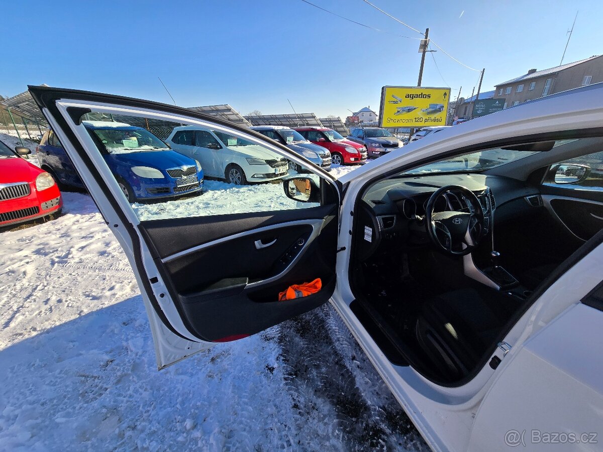 Hyundai i30 1.6 GDI 1.maj.Cz garance km,2 sady kol - 9