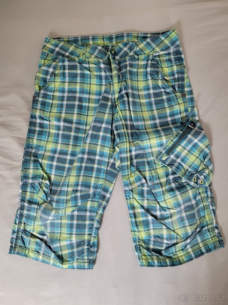 kraťasy a letní kalhoty - 9