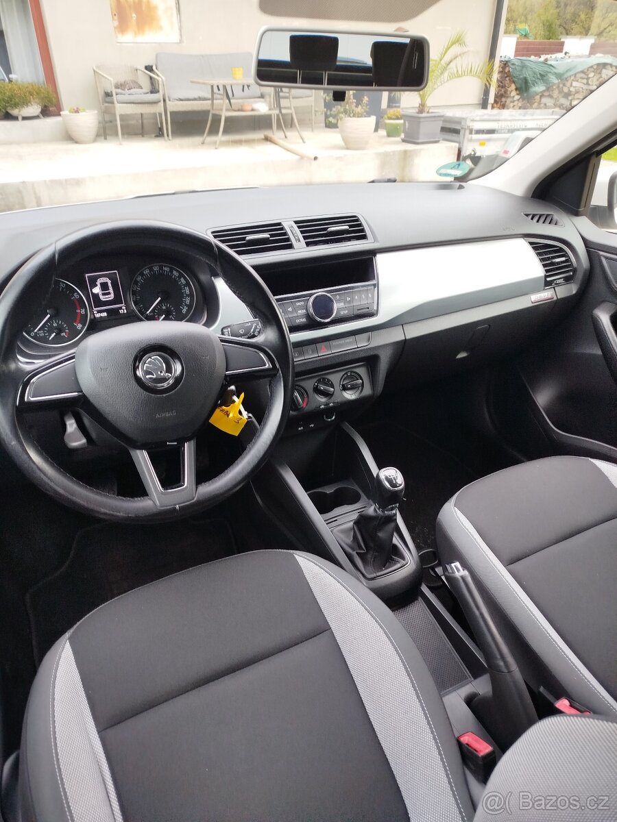Škoda Fabia combi 3 Rok 2015, Najeto 167 000km - 9