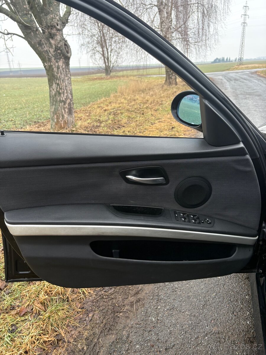 BMW e91 320d 130kw 2008 - 9