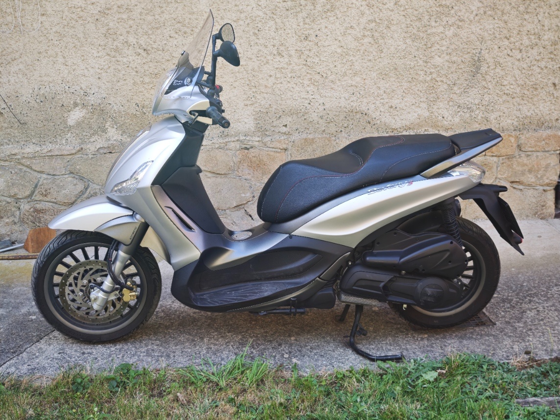 Piaggio Beverly 300 ABS - 9