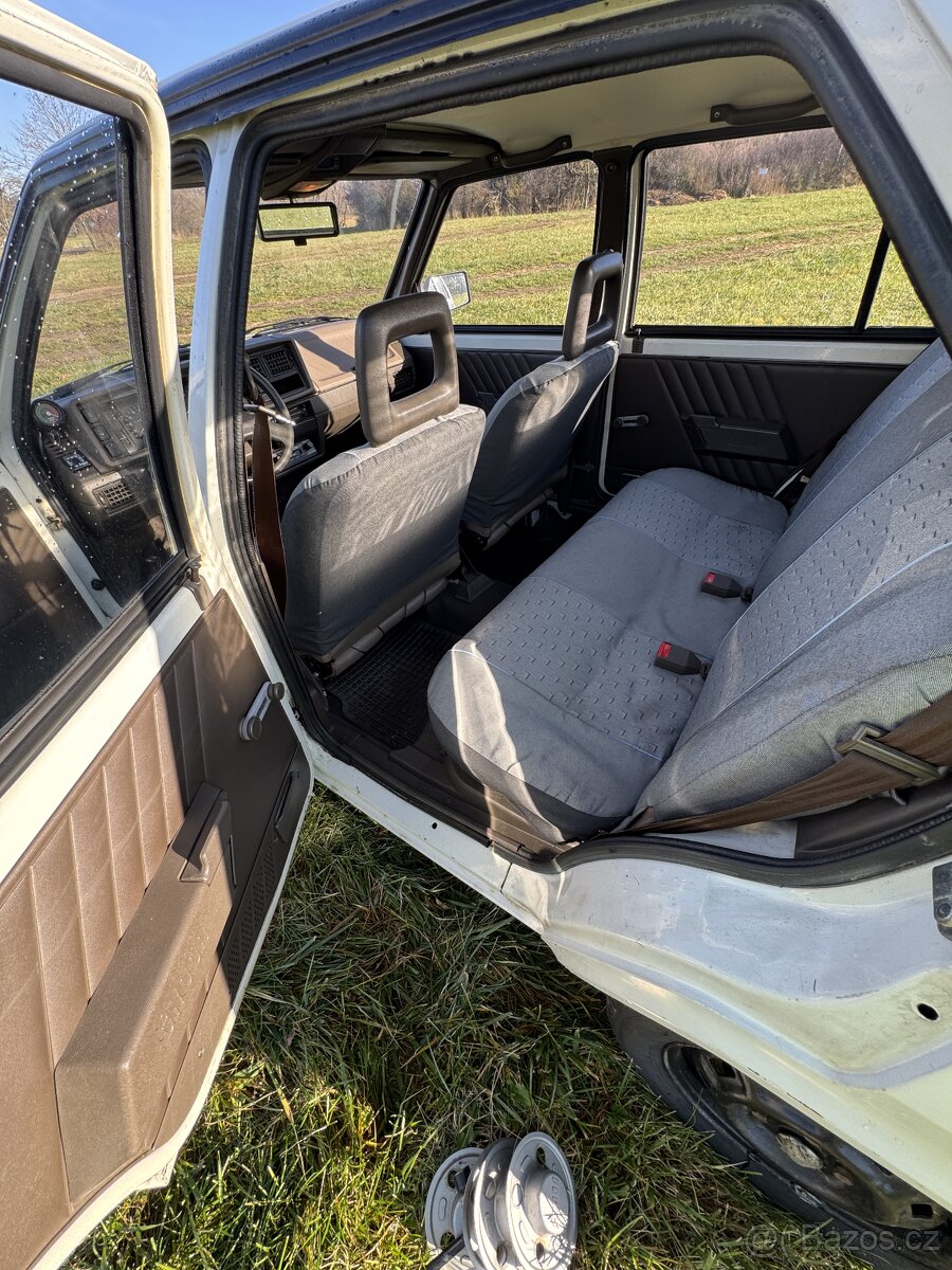 Škoda Favorit 135L - 9