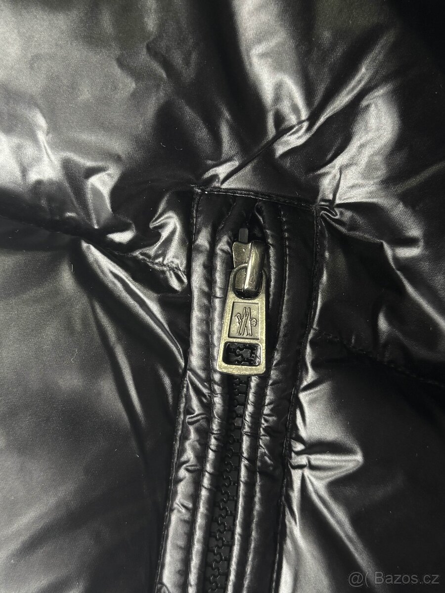 Moncler Maya péřová bunda - 9