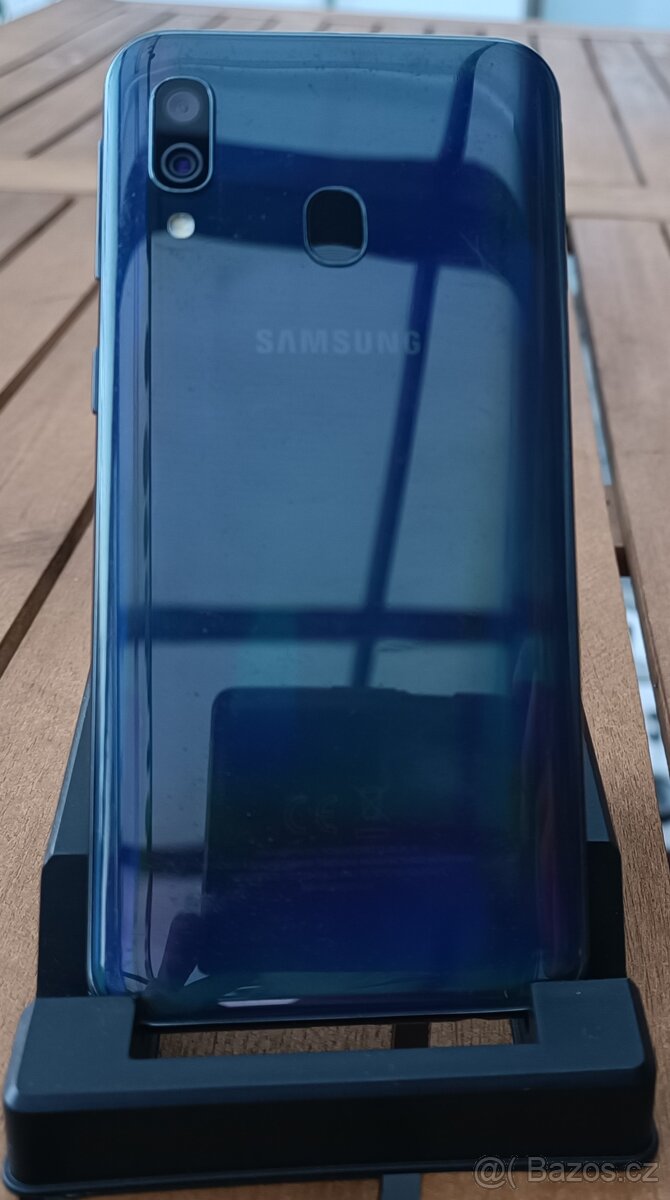 Mobil Samsung Galaxy A40 4GB RAM, 64GB Uložiště Andr. 11 - 9