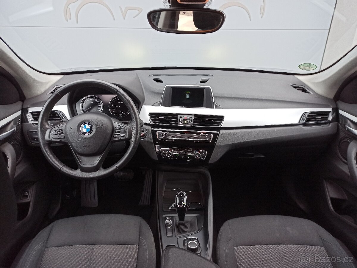 BMW X1 sDRIVE 20i 141kW ČR - 9