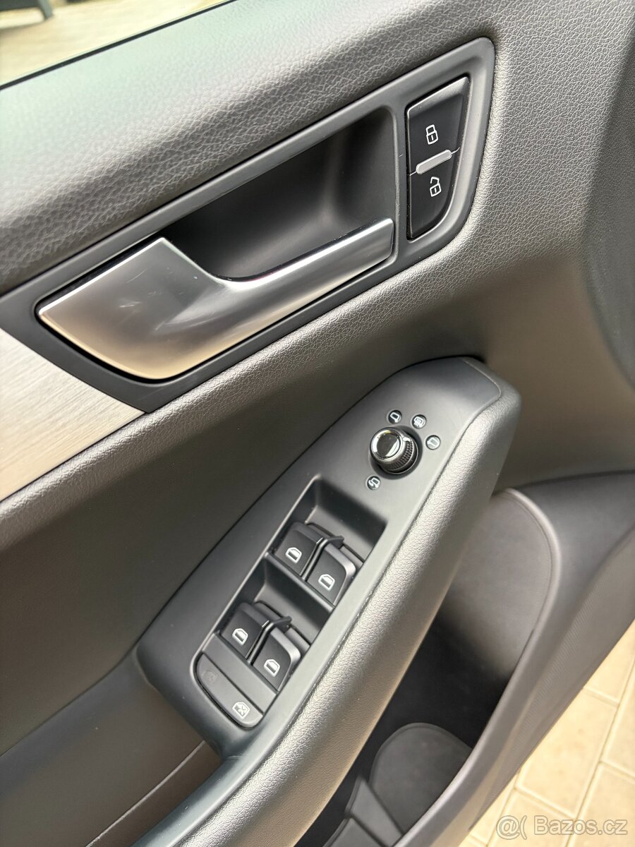 Audi Q5 2.0 TDI 125KW Quattro S-LINE, Po 1. Majiteli, Tažné - 9