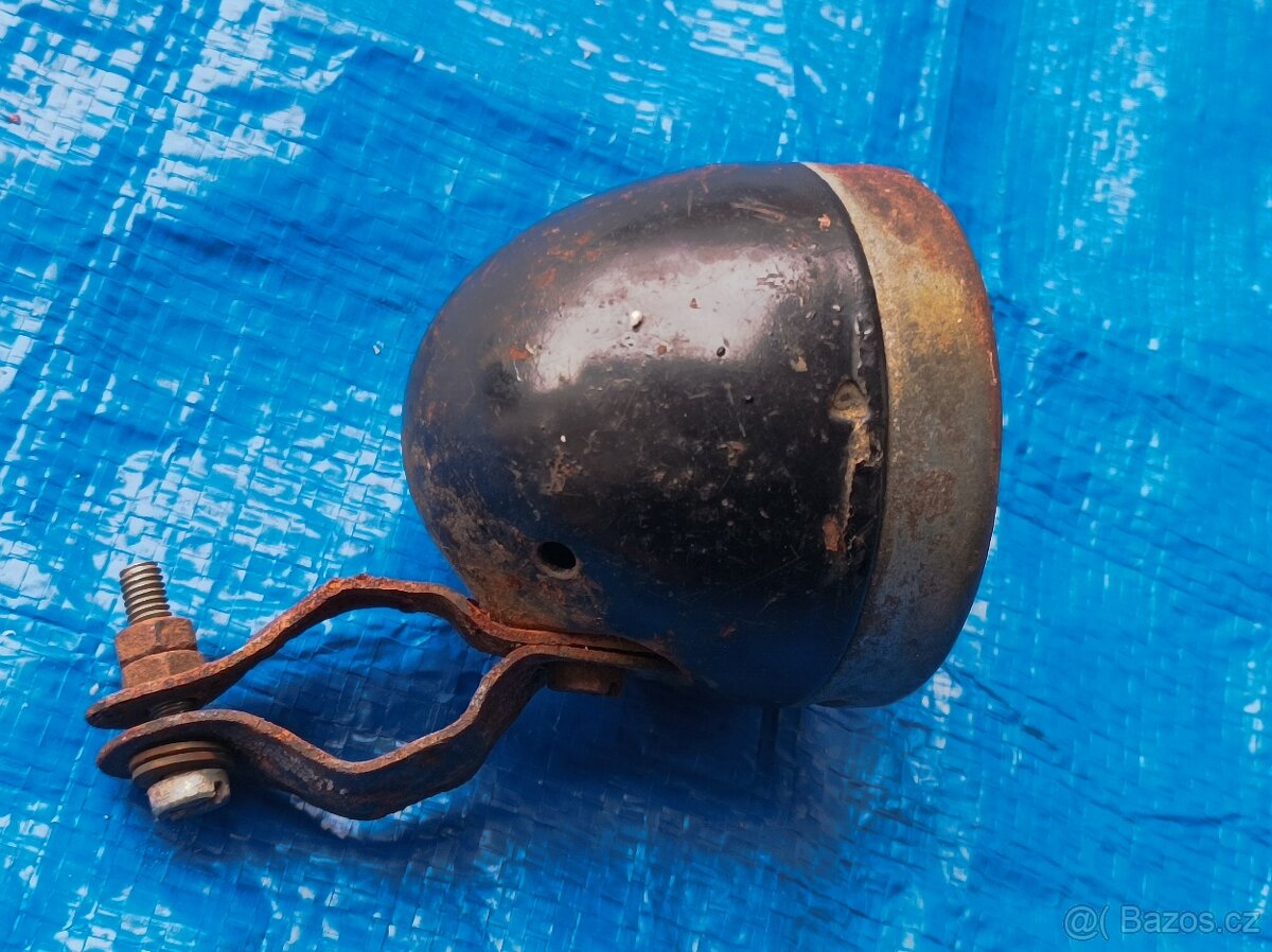 Odrazka, značená - 9