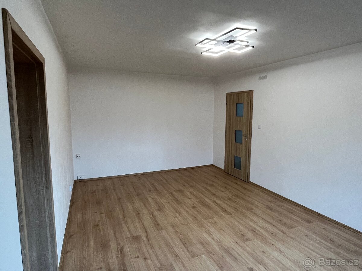 Prodej bytu 2+1, 54 m² – Plzeň, Lobzy - 9