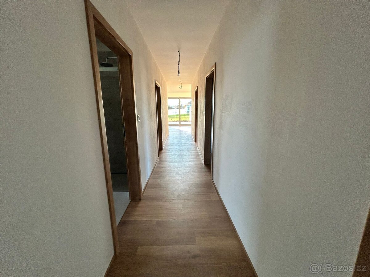 Pronájem RD 5+kk, Trhové Sviny - 9