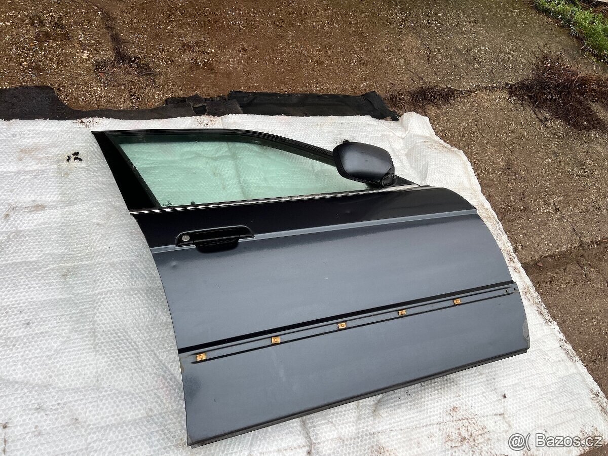 BMW e34 sedan / touring = karosářské díly - 9