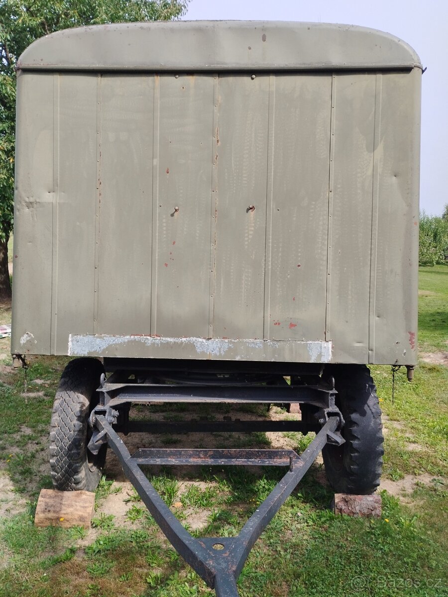 Maringotka vojenská - 9