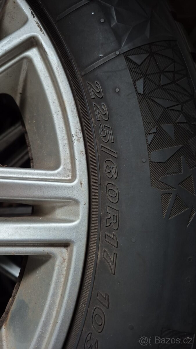 Zimní pneu Nexen 225/60 R17 + Alu kola Milano R17/5x114,3 - 9