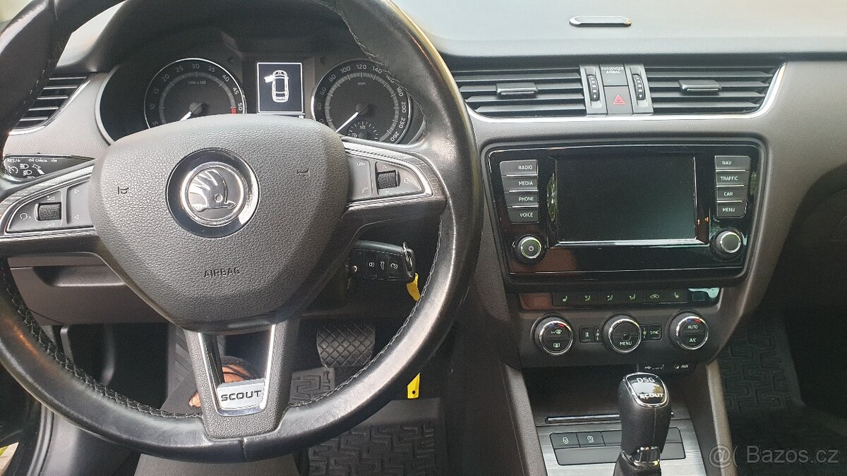 Octavia 3 Scout combi 4x4 - 9