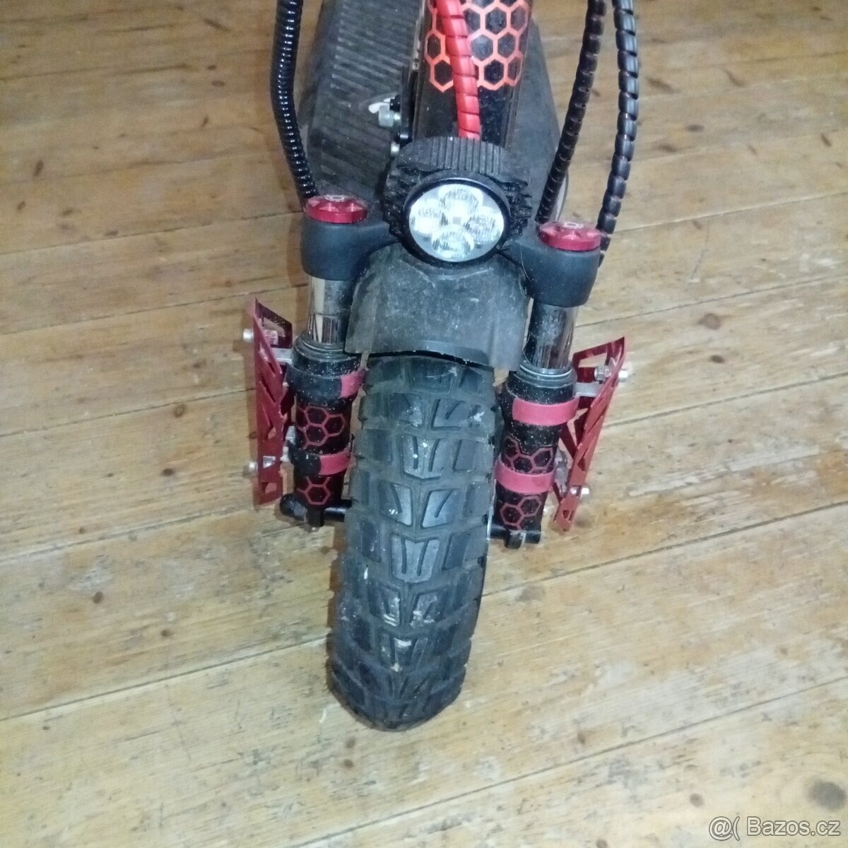 Elektrická koloběžka engwe y600 - 9