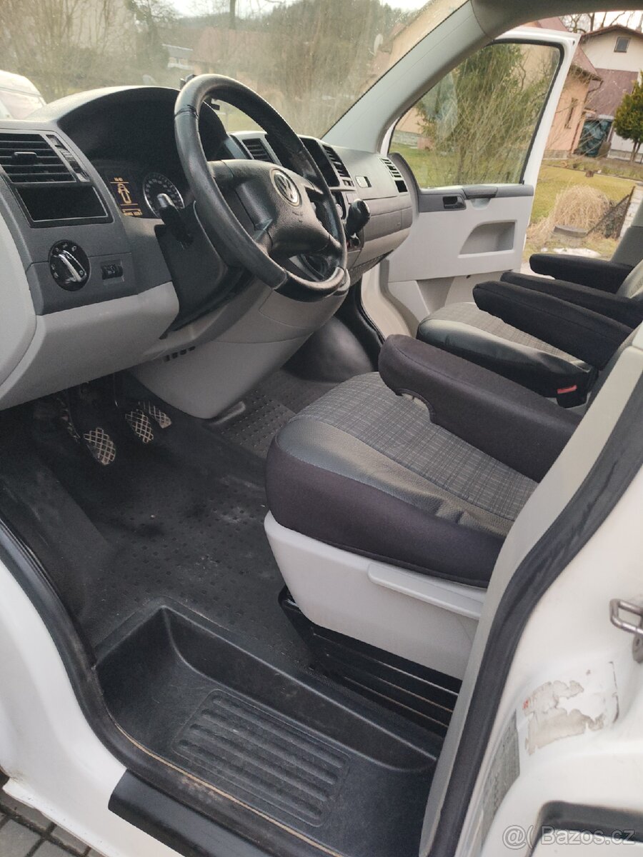 Prodám VW T5.1 Long 8mist - 9