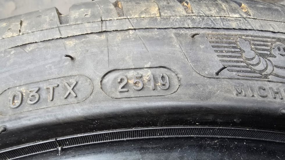Letní pneu 225/40/18 Michelin - 9