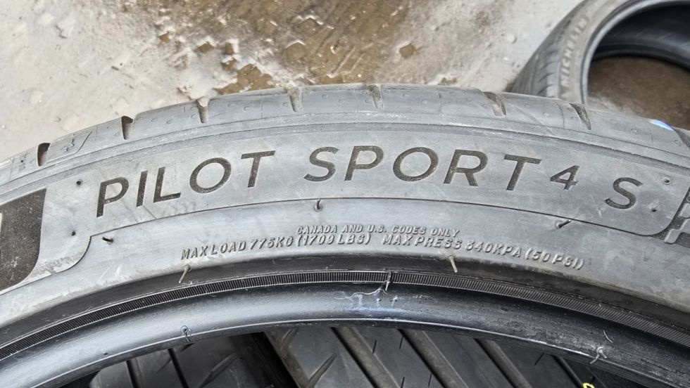 Letní pneu 245/40/20 Michelin - 9