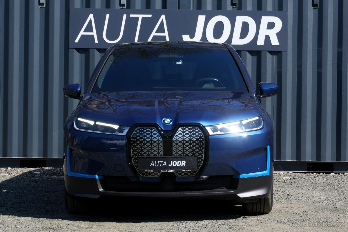 BMW IX 40 xDrive 240 kW, Masáže, Záruka, H/K, SoH 97% - 9