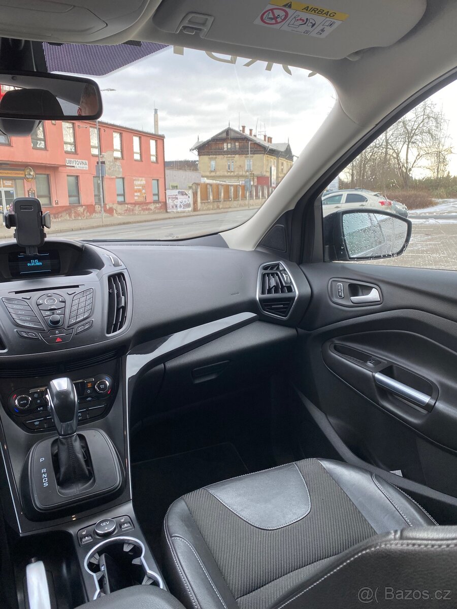 FORD Kuga 1,5 134 kW 4x4 ST packet - 9