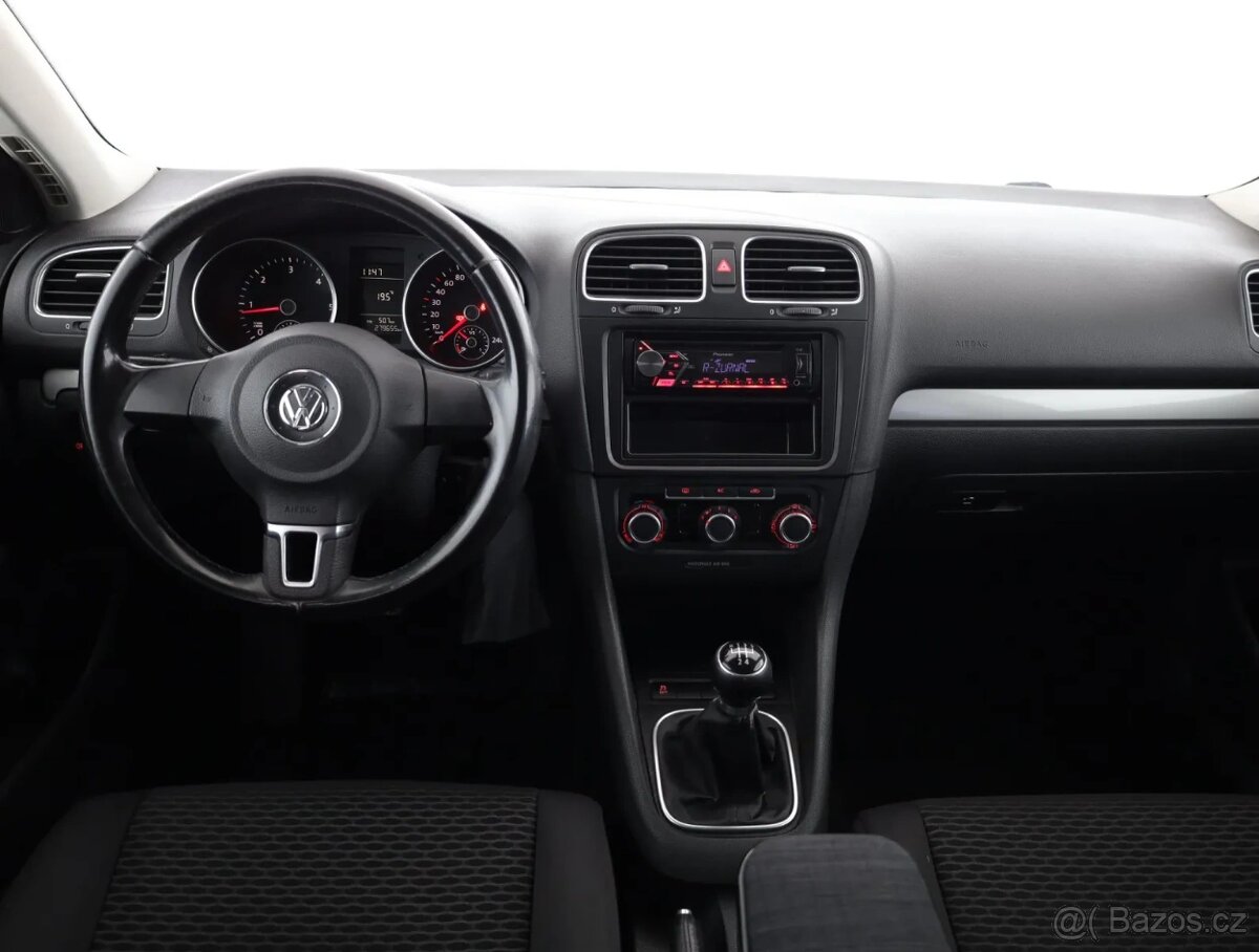 Volkswagen Golf 2010 1.6 TDI Combi - 9