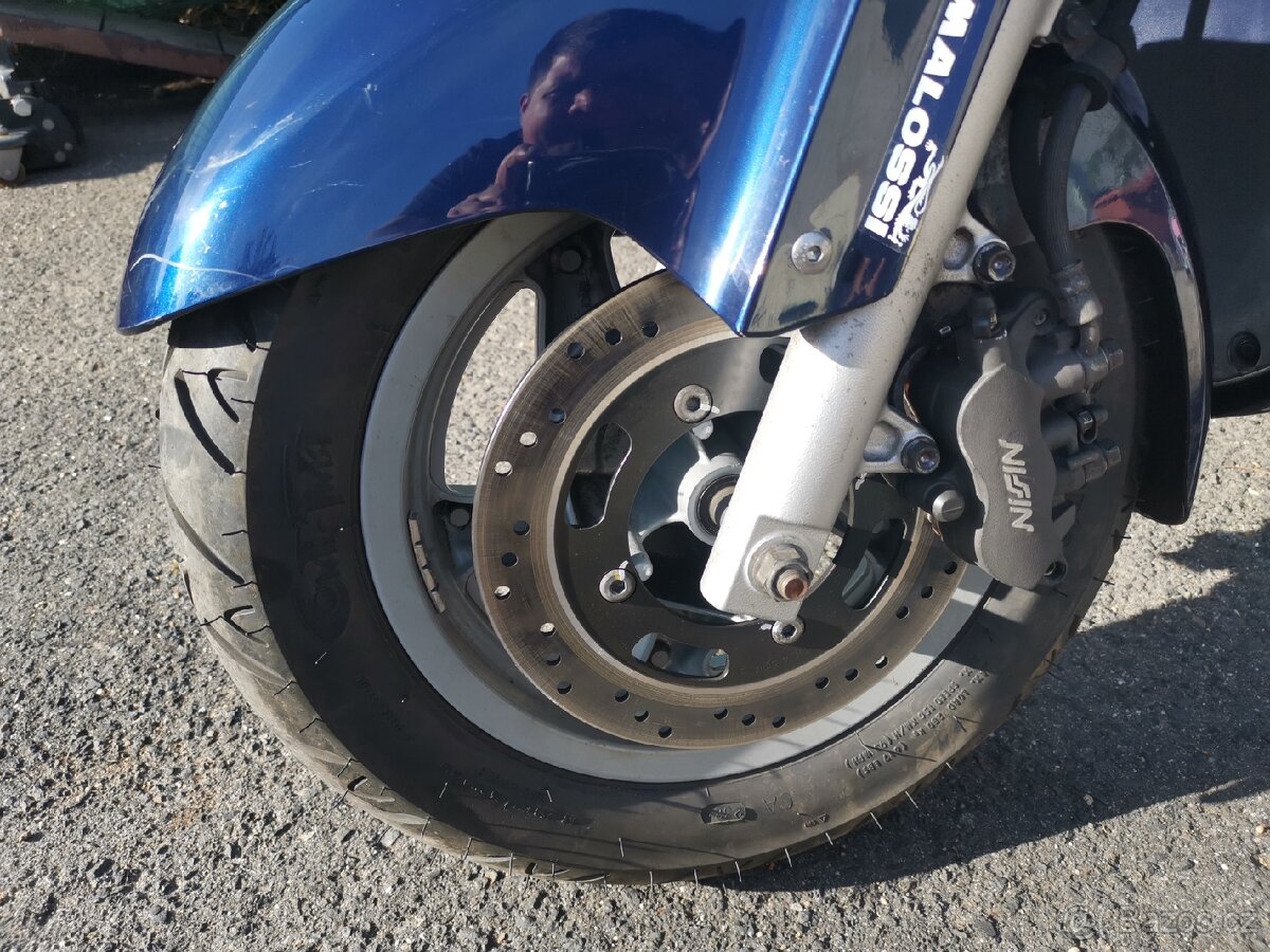 Honda Foresight 250 - 9