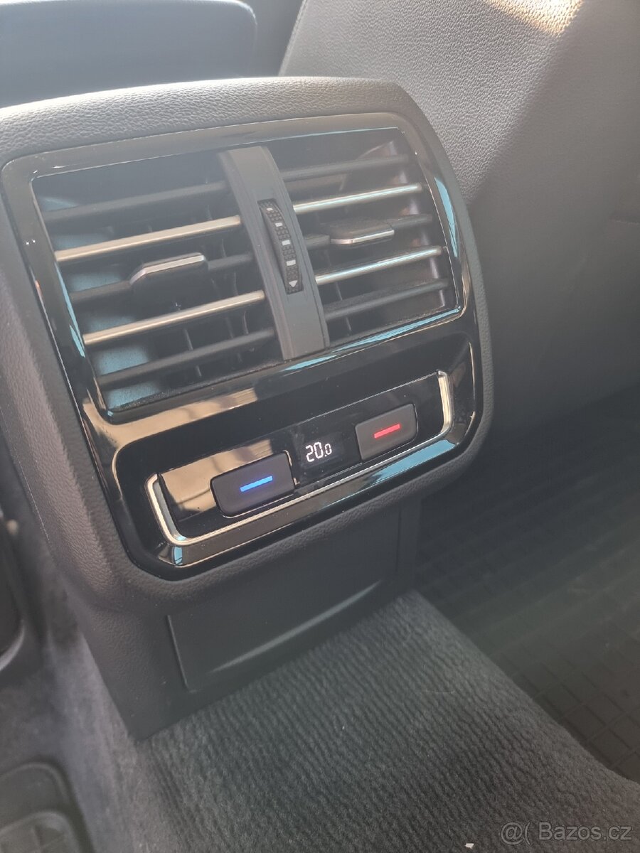 VW Passat 2.0 TDI, DSG, Highline,110 Kw, r.v. 2016 - 9