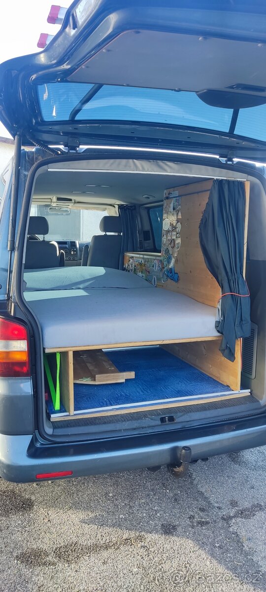 VW T5 caravelelle, (camp) - 9