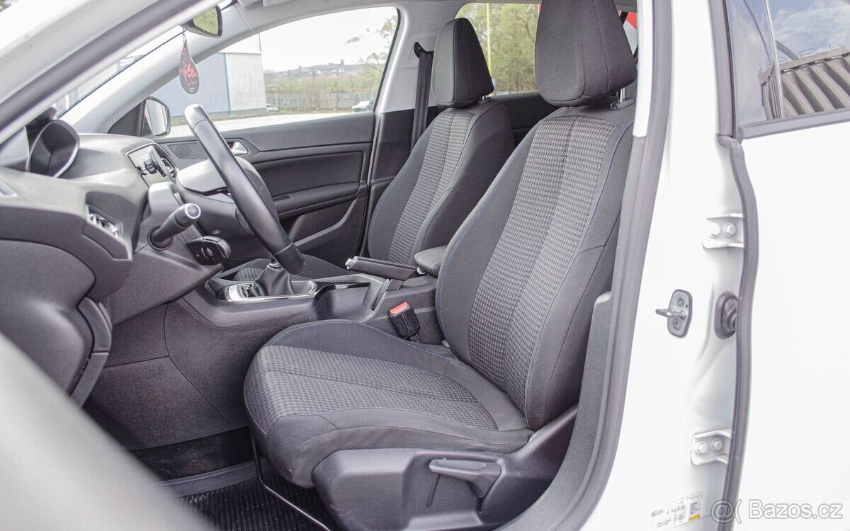 Peugeot 308 1.2 PureTech - 9