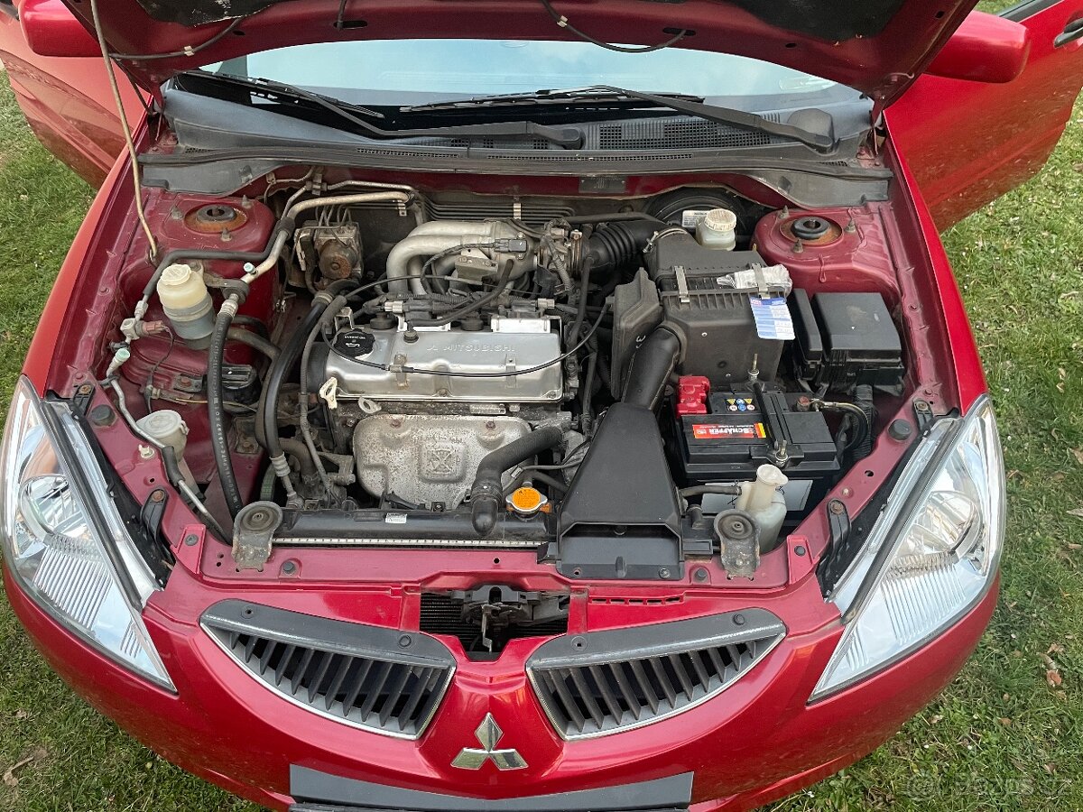 Mitsubishi Lancer 1.6 16V - 9