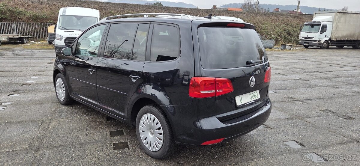 VW Touran 1T3 LIFE 2,0TDI DSG 2014 1.majitel TOP STAV - 9